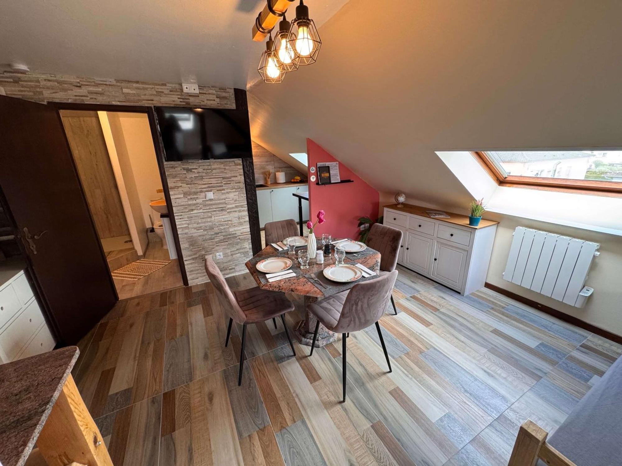Private & Comfortable Apartments Puttelange-aux-Lacs Exterior foto